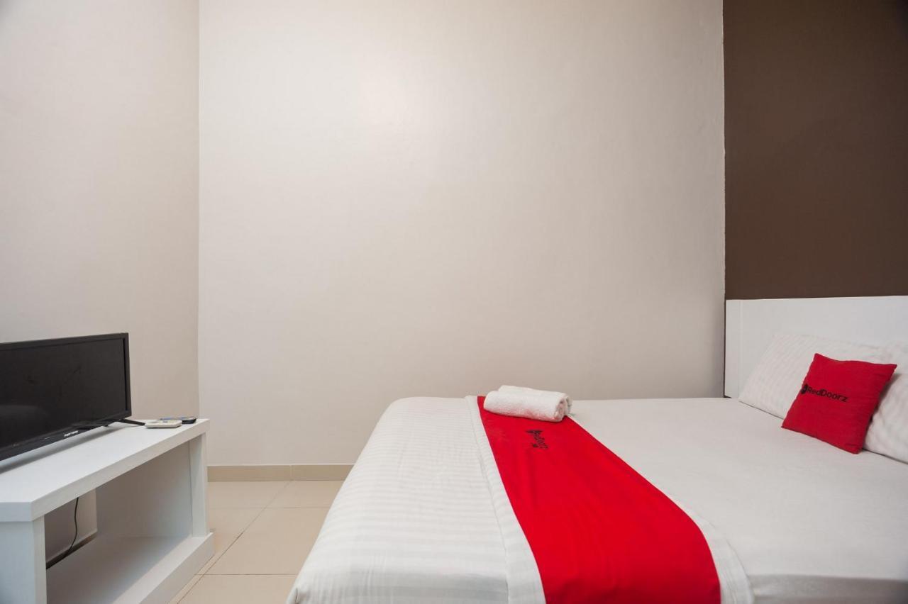 Reddoorz Syariah Near Taman Air Mancur Bogor Exterior foto
